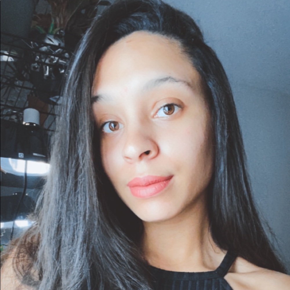 Meet your Posher, Adrieanna